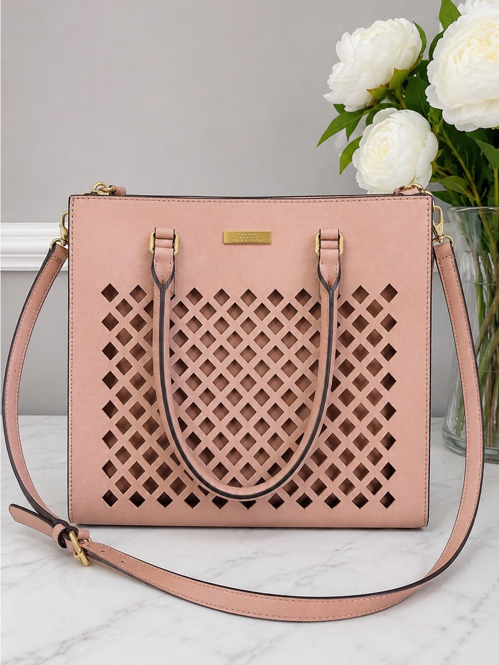 Trina Turk Pink Laser Cut Lattice Tote Crossbody Handbag Saffiano Vegan Leather‎